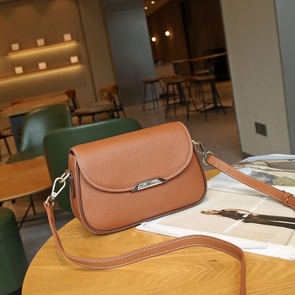 Cowhide Niche Versatile Women's Bag Shoulder Messenger Bag Simple Women's Bag Zipper Shell Bag Cover Bag
