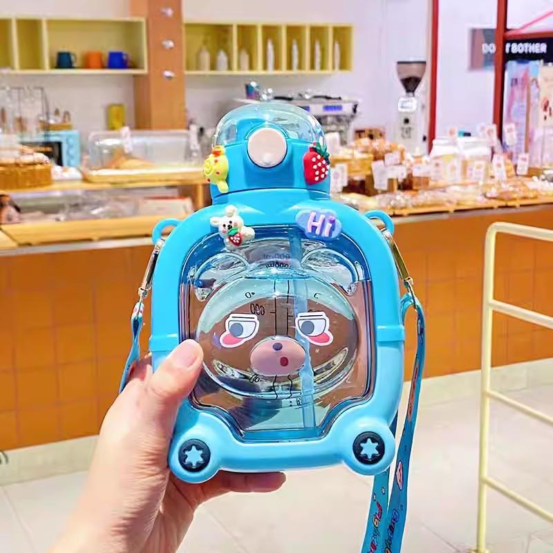 Kawaii Bear Water Bottle BPA Free For Kids 1000ml Plastic Cute Bubbule Tea Milk Portable School Drinking Bottles With Straw Gift