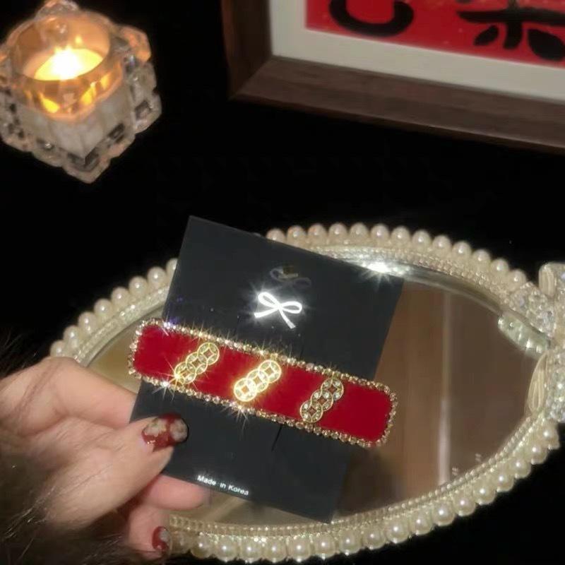 Elegant Red Rhinestone Horse Hair Clip: Zodiac-Themed High-End Accessory for Women