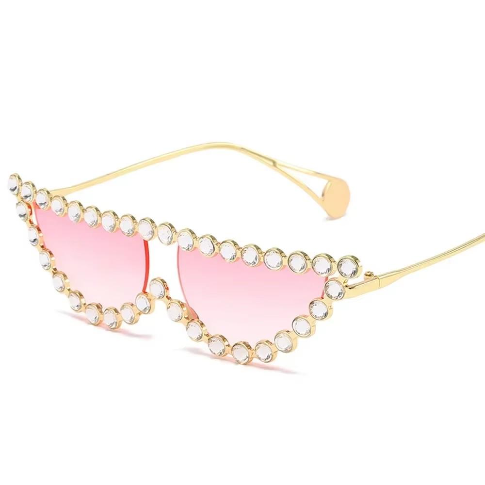 Elegant Retro Cat Eye Sunglasses with Diamond Eyewear Luxury Crystal Shades for Women Men