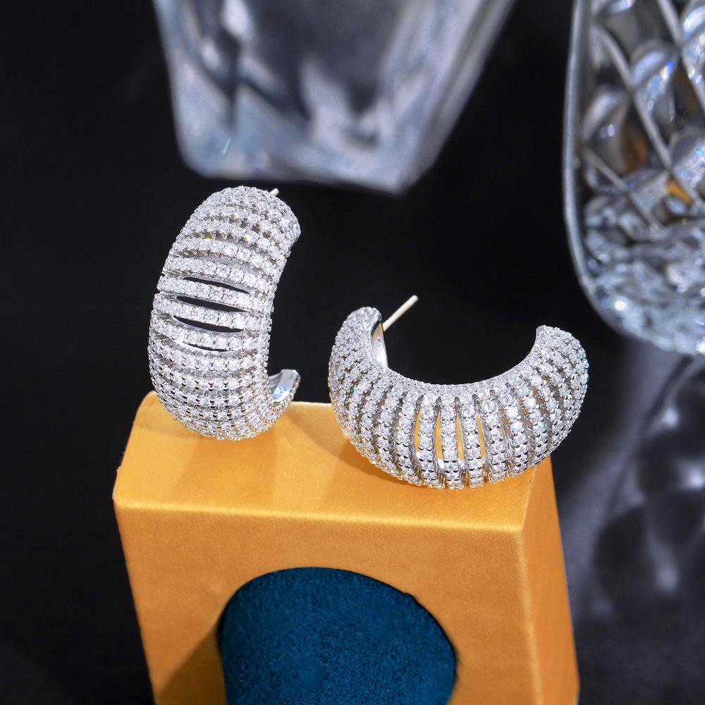 Vintage Light Luxury Caterpillar Hollow Color Gradual Change Zircon Circle Earrings Needle C-Shaped Earrings