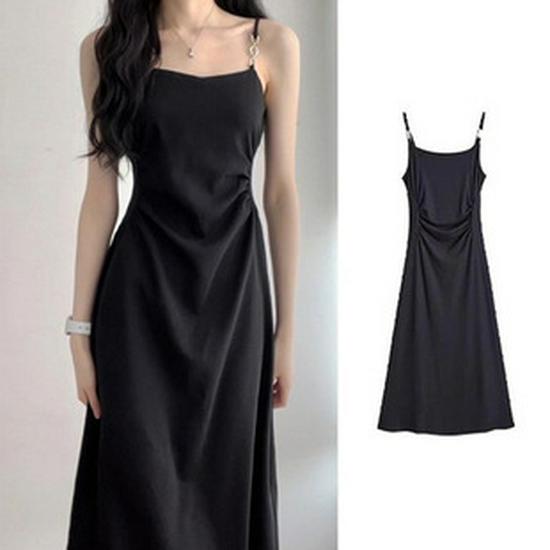 Korean Style Black Halter Neck Sleeveless Backless Dress - Summer 2026 Collection