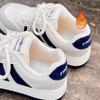 Baumwollschuhe Samt Warm und Bequem Kleine Weiße Schuhe für Damen Neu Herbst und Winter Nischenschuhe Vielseitig und Lässig