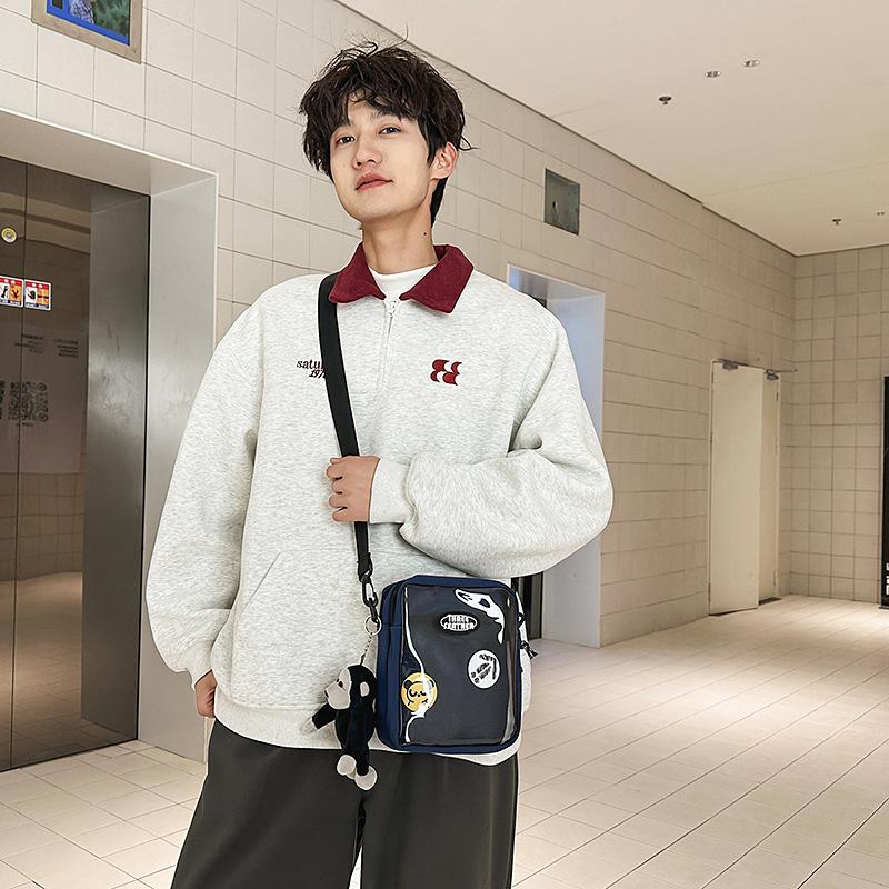 Tide cool tooling badge men's small satchel 2025 cross-border new Korean version locomotive shoulder messenger bag