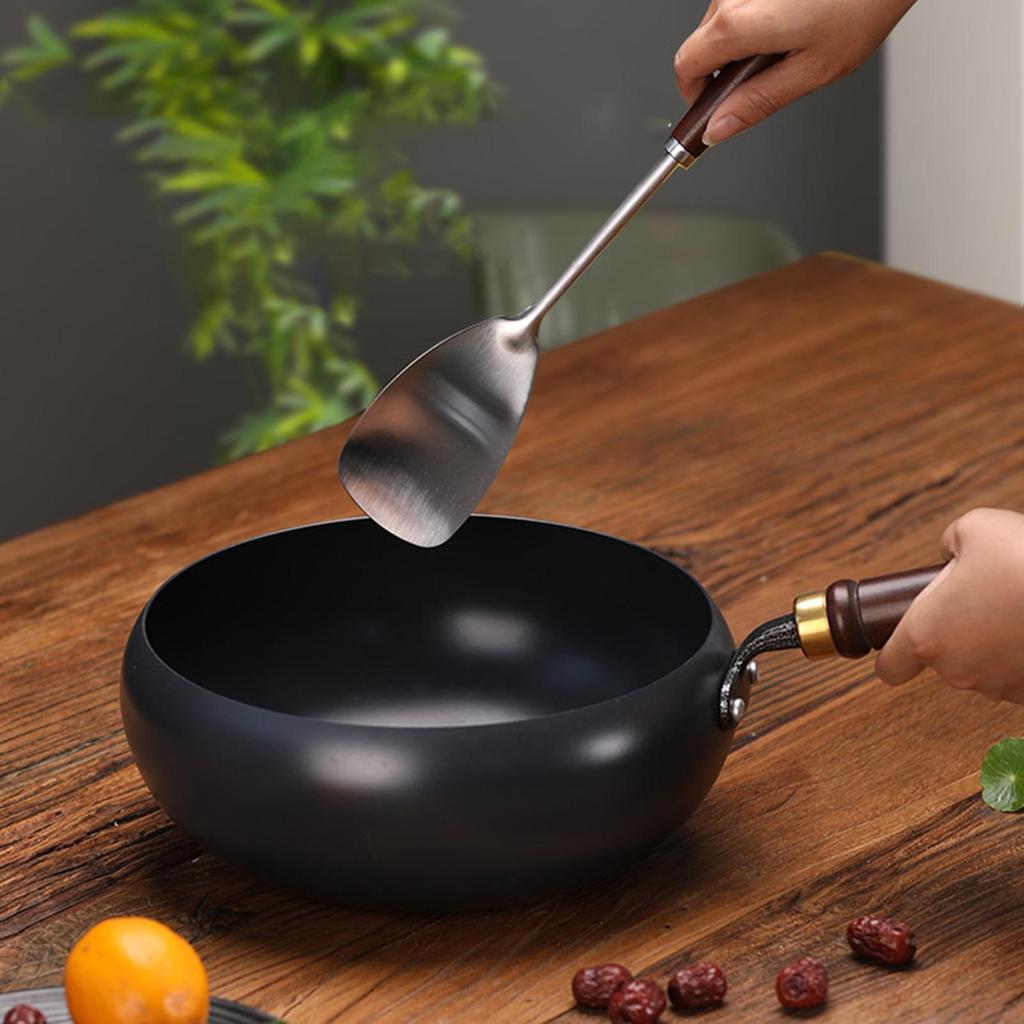 Chinese Fry Pan Boiling Gas Ergonomic Handle Spade with Lid Flat Bottom for Restaurant Home Kitchen