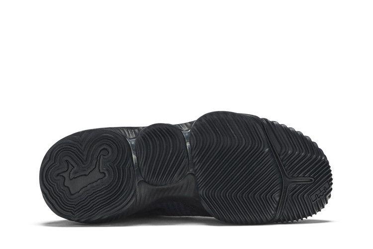 Men's Sneakers Nike LeBron 16 Low Triple Black Black/Black-Black