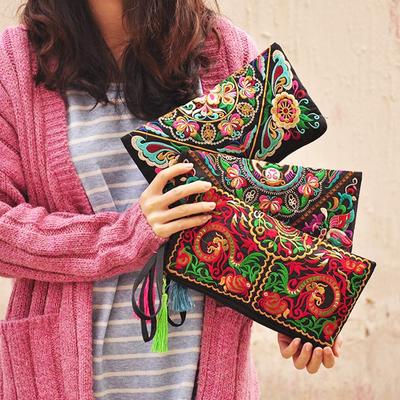Portable Embroidered Women Handbags National Ethnic Butterfly Flower Bags for Lady Clutch Tassel Small Flap Evening Bag