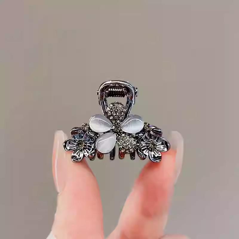 Crystal Flower Hair Claw Clip - Korean Style 2025