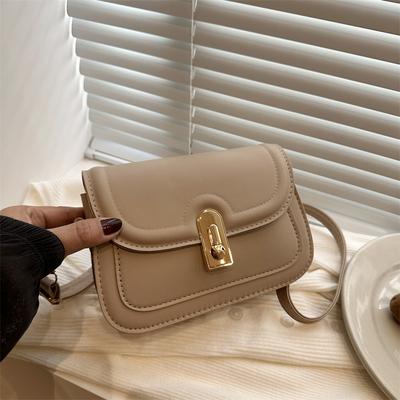 Retro Texture Lock Bag Women'S Shoulder Bag High Value Simple Commuter Armpit Small Square Bag