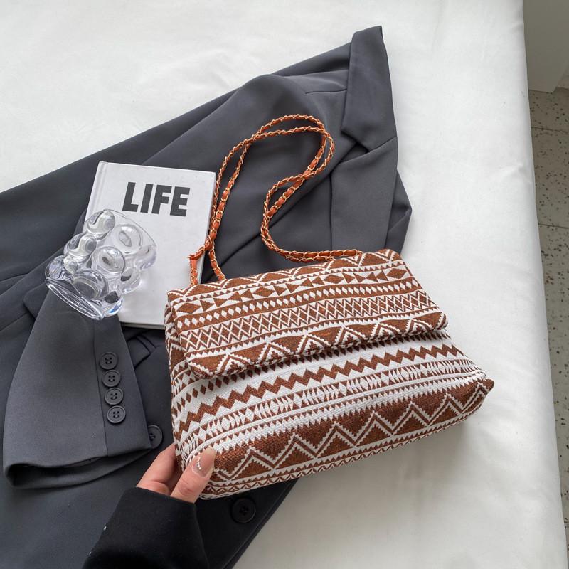 Chic And Trendy Women s Casual Crossbody Bag Stylish Fall Season Shoulder Bag оранжевый