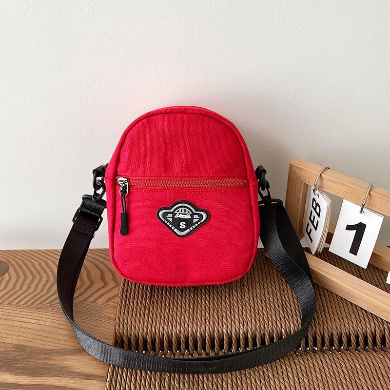 

Холщовая маленькая сумка женская универсальная, легкая и милая маленькая тканевая сумка большой вместимости 2025 весна новая повседневная на плечо сумка-мессенджер красный