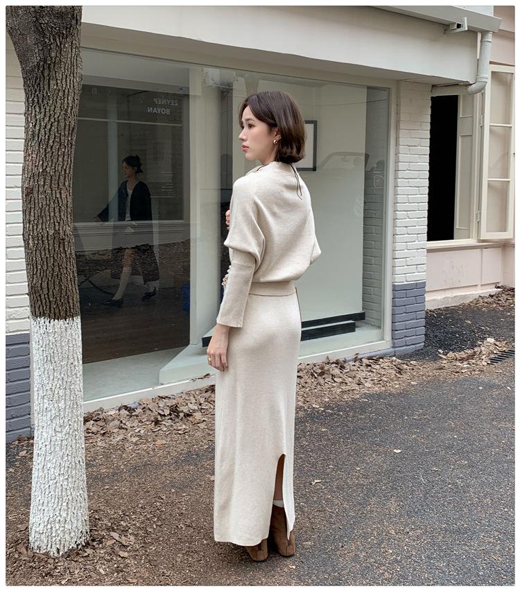 Korean Style Women's Knit Top & High Waist Skirt Set with Buttoned Waist-cinching and Loose High Neck Design