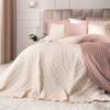 WERONA Bedspread 170x210cm Beige - Romantic Charm and Warmth for a Smaller Bedroom