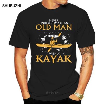 New Funny Brand Clothing Men Crew Neck Short Short Never Underestimate An Old Man Kayaking T Shirts