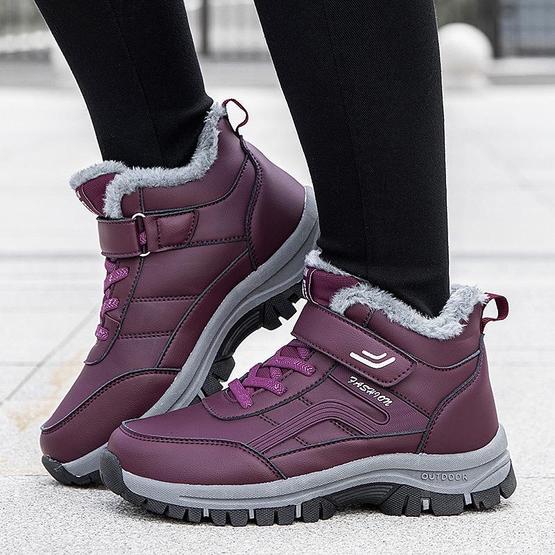 Autumn & Winter Large Size Non-Slip Walking Shoes for Middle-Aged & Elderly - Trendy, Warm, and Casual