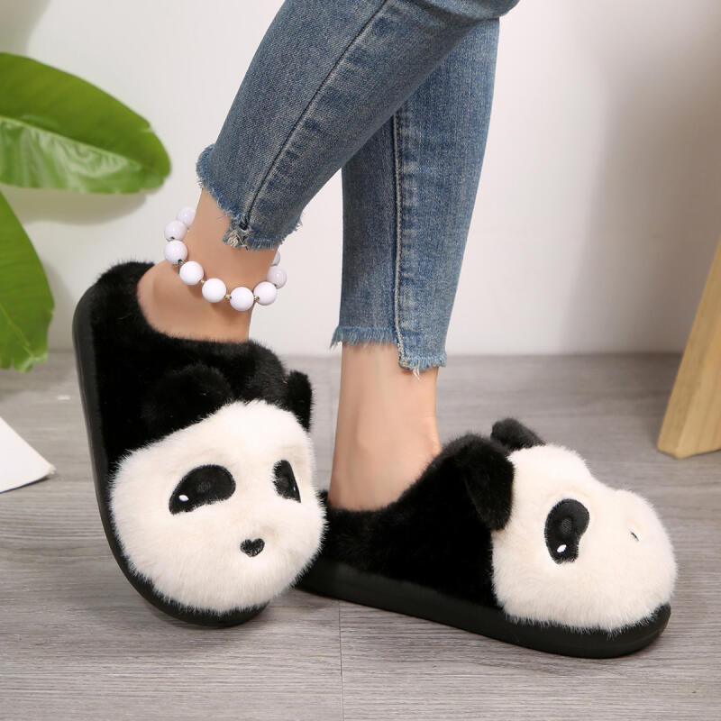 Fashion Cute Panda Fluffy Fur Indoor Slippers Women 2025 Winter Warm Short Plush Flat Heel Home Slippers Comfort Non Slip House Slides