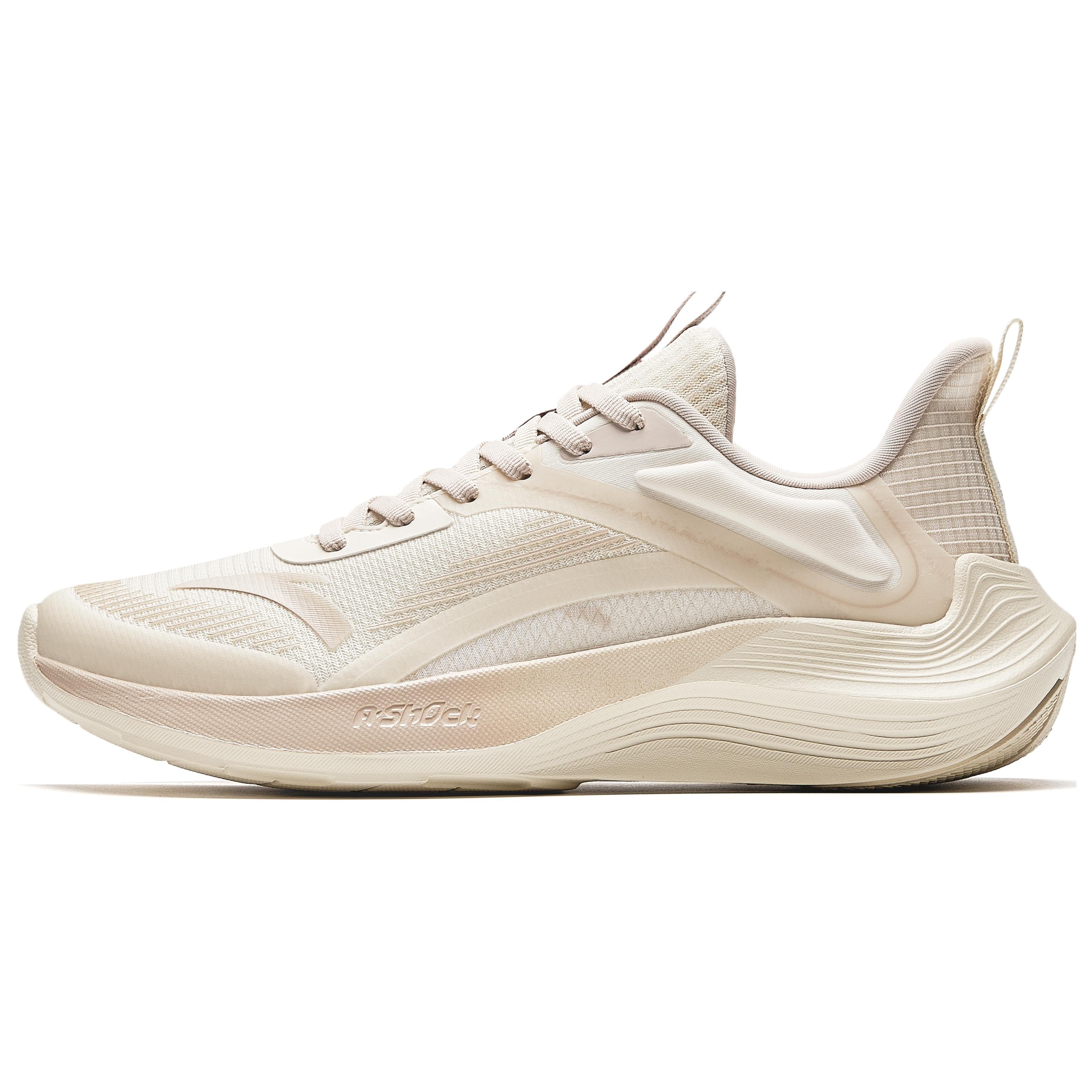 (WMNS) ANTA The Sting 1.0  Beige  Women s 922325581-7 EU 37.5