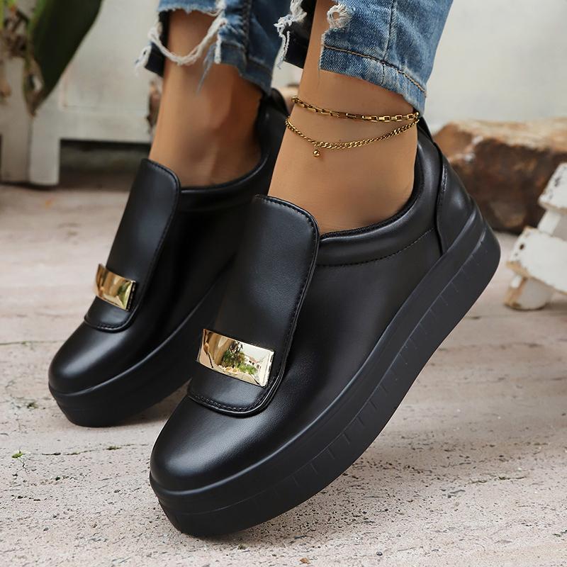 Fashion Fashion Metal Decor White Sneakers for Women Lightweight Slip-On Casual Shoes Woman PU Leather Platform Sports Shoes Plus Size