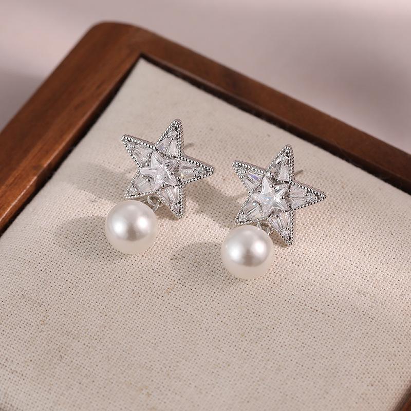 2025 new pearl ear buckle femininity elegant contrasting stud earrings jewelry simple versatile plain ring earrings