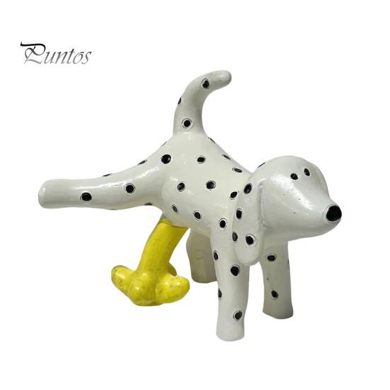 

Украшение в виде писающей пятнистой собаки из смолы, фигурка щенка далматина, мультяшная писающая статуя далматина для украшения стола в саду и в помещении Dog