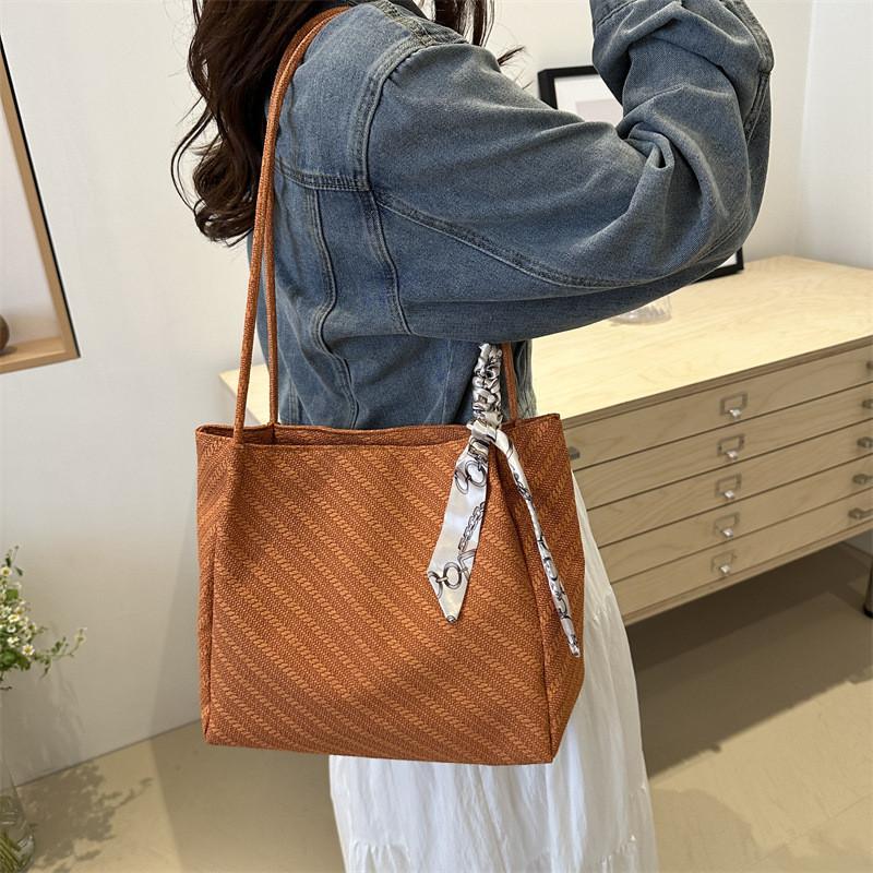 Elegant Street Trend Shoulder Bag With Soft Pu Leather For Women