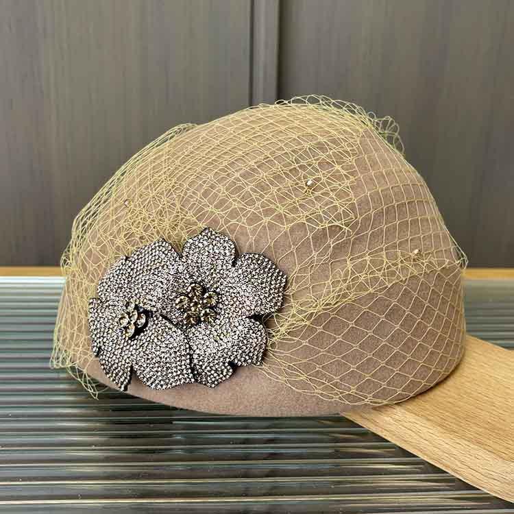 Autumn And Winter New Light Luxury Mesh Yarn Rhinestone Flower Bud Hat Retro Elegant Stewardess Hat Female Face Small Styling Top Hat