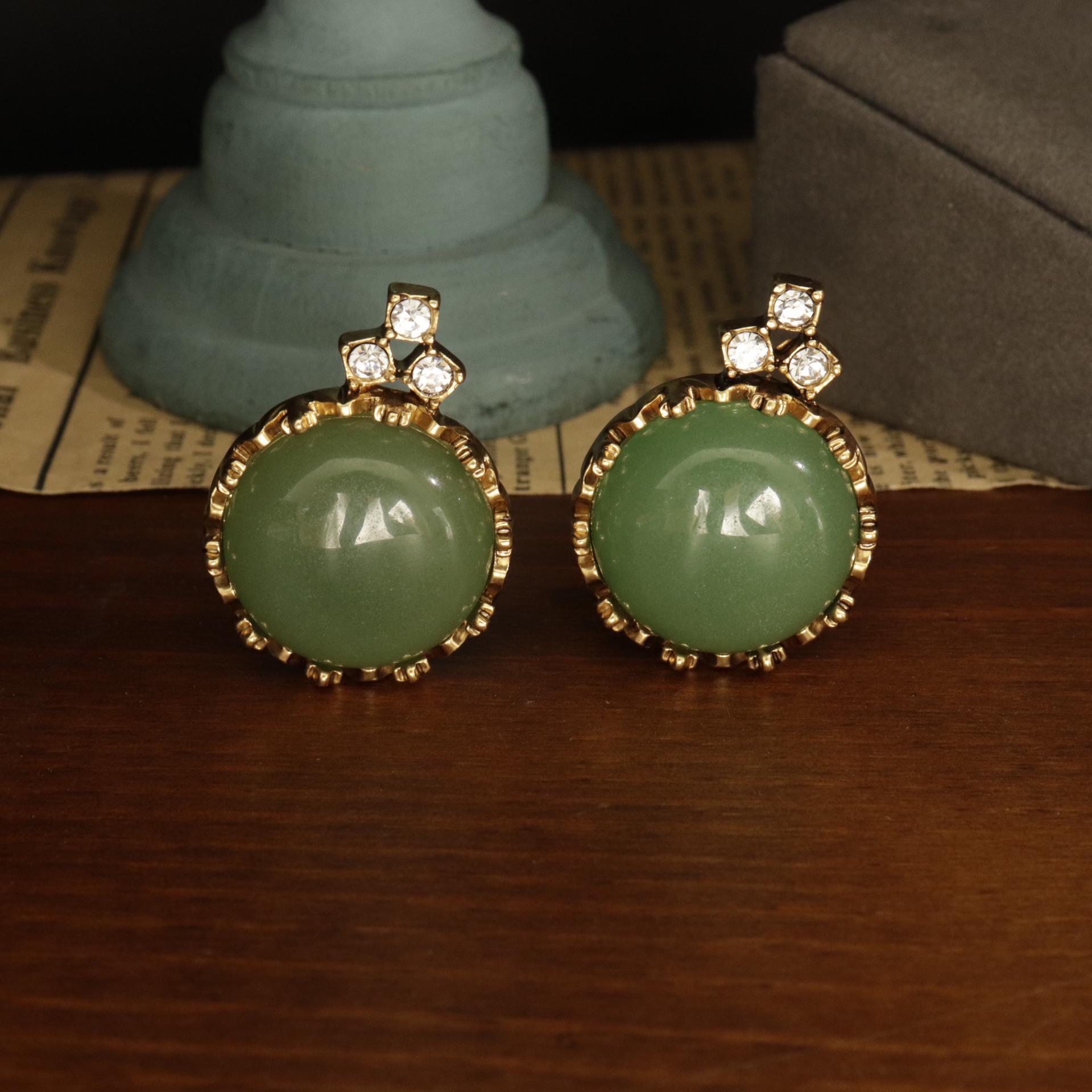 Gold-Plated Stone Inlaid Retro Stud Earrings