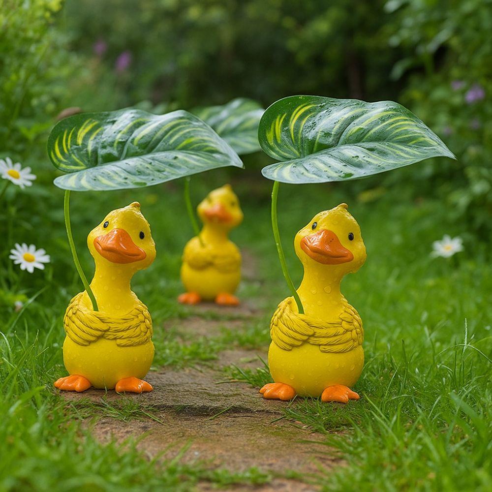 Cartoon Umbrella Holding Duck Statue Handmade Garden Animal Statue  Balcony Patio
