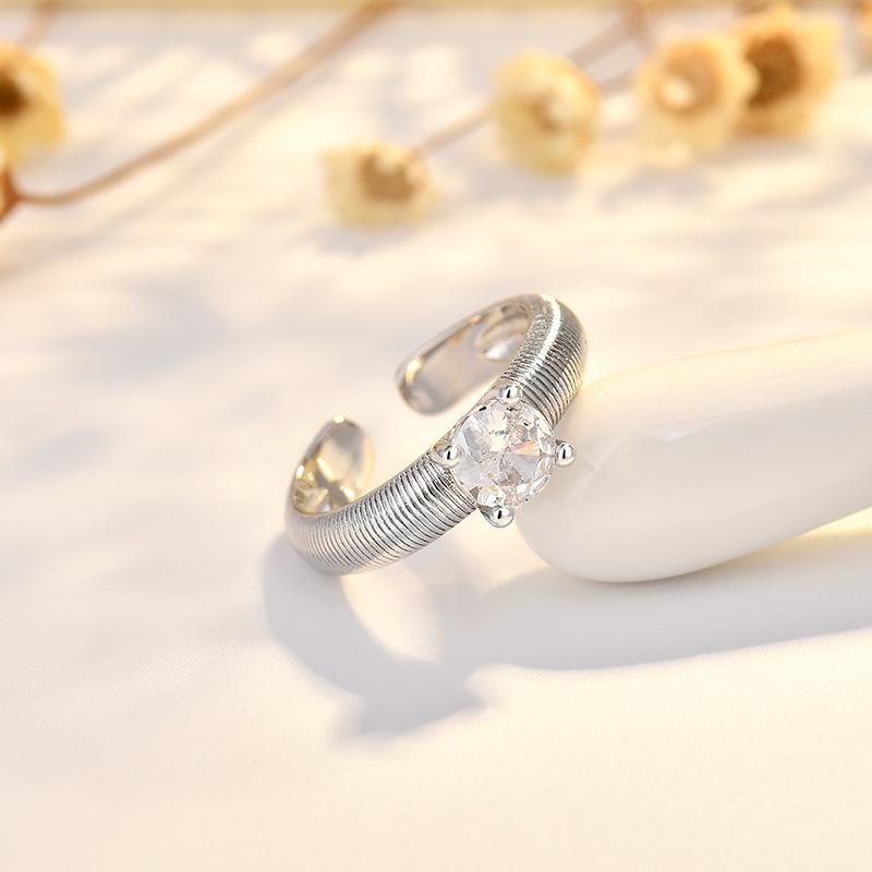 

Простое эмалевое кольцо-бабочка, нишевое, темпераментное, со звездой, пентаграммой, персонализированное, приливное ювелирное кольцо, ретро кольцо на палец