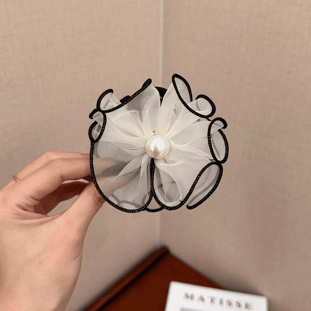 Korean Style High-End Flower Claw Hair Clip for Women's Updo - Sweet and Gentle French Shark Clip