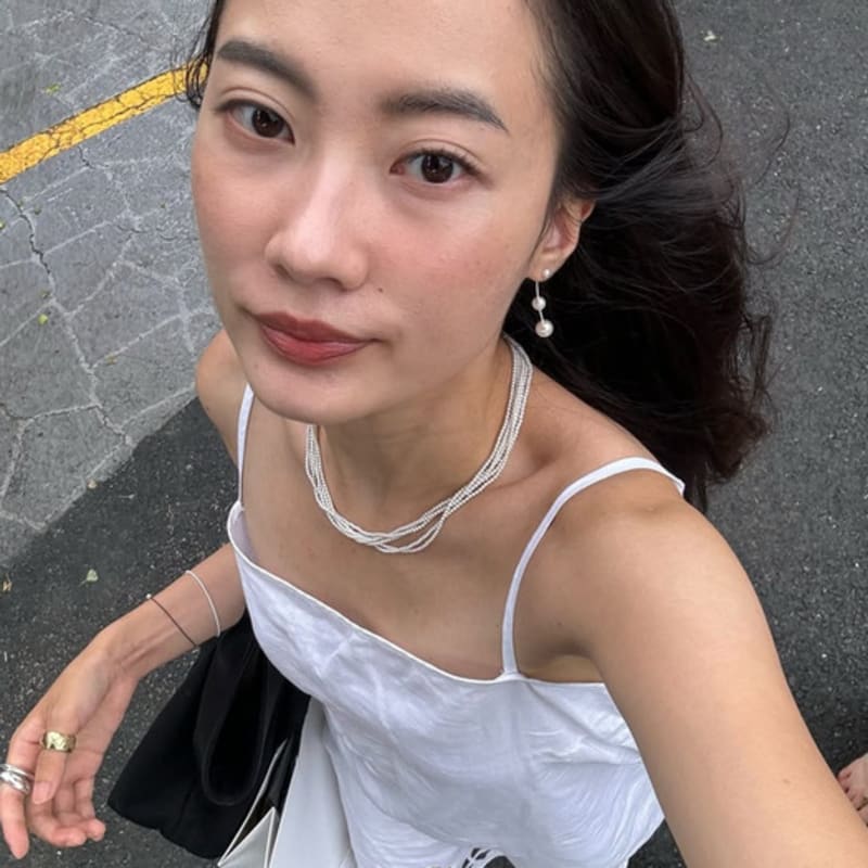 

MONDAY EDITION [MJxME] Petite Pearl Bunch Necklace one