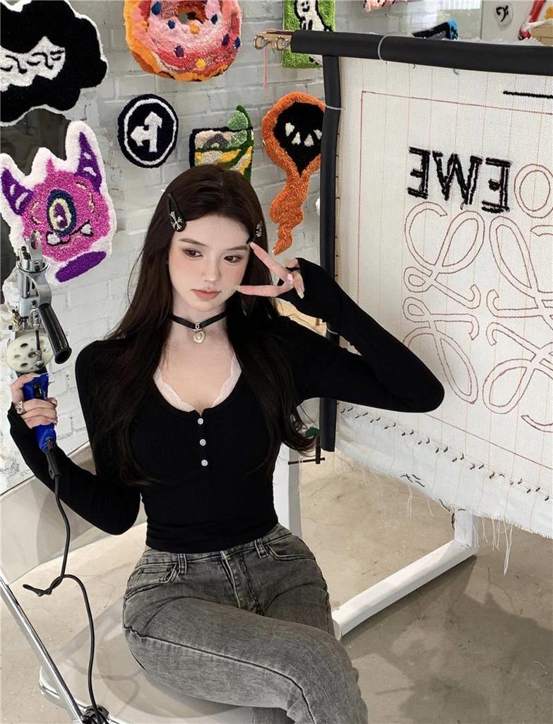 Sweet & Spicy Lace Patchwork Long Sleeve T-shirt - Women's Autumn/Winter Korean Style Sexy Base Layer Top