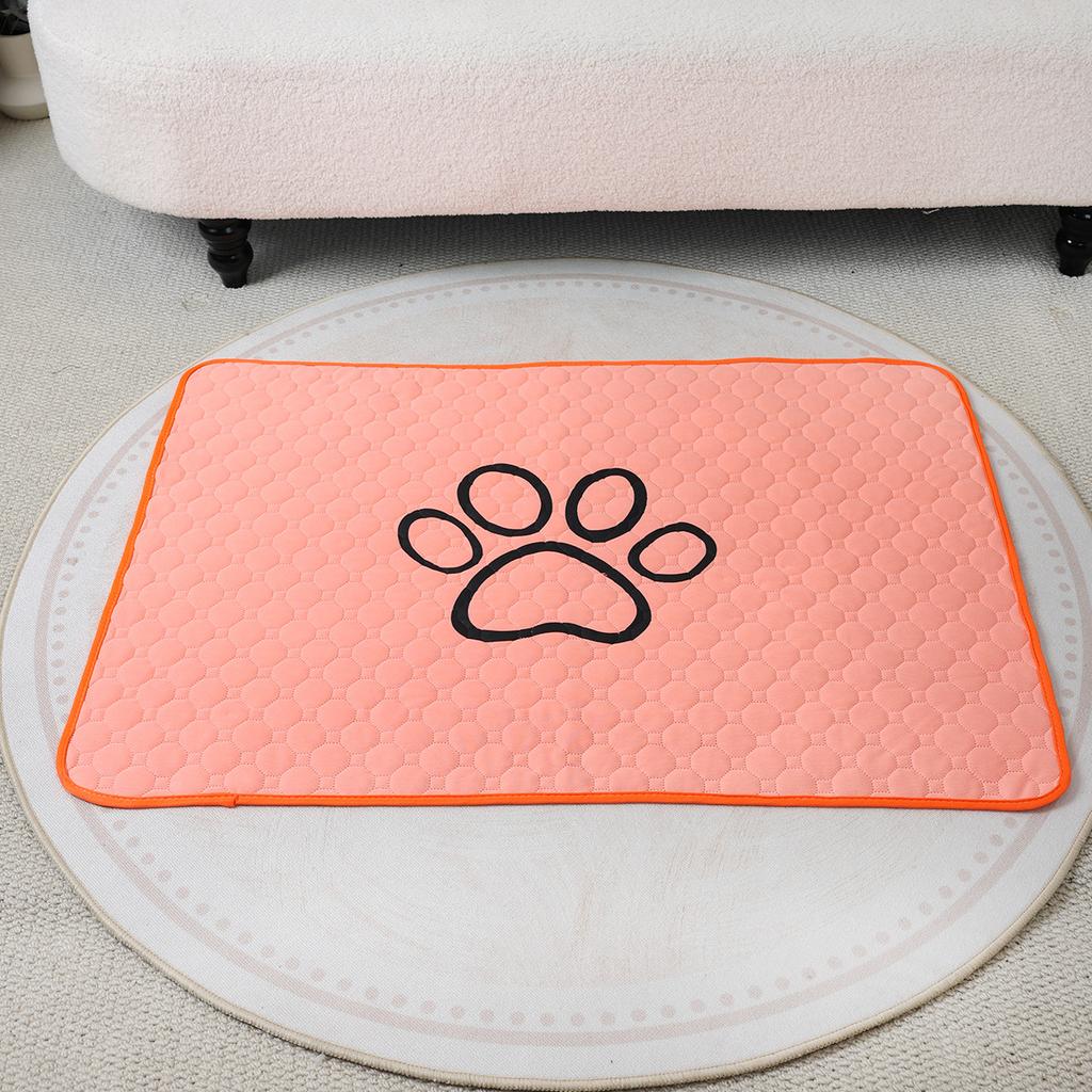 Pet Absorbent Diaper Mat Waterproof and Anti slip Pet Diaper Mat Reusable Washable Diaper Mat Bed Dog Mat Supplies