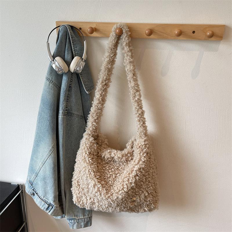 

2025 Early Autumn Cute Plush Handbag and Crossbody Shoulder Bag 36cm x 30cm x 7cm