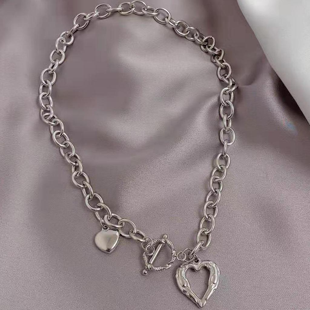 Fashion Trend OT Buckle Hollow Love Necklace Hip-hop Cool Punk Metal Pendant Clavicle Chain Women's Necklace
