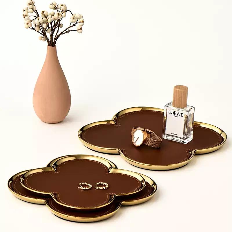 AhunderJiaz Light Luxury Ceramic Leather Storage Tray Desktop Jewelry Clover Display Tray Living Room Home Decoration
