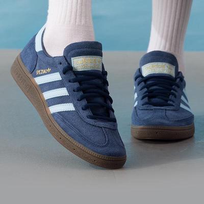 Spezielle Low-Top Skate-Schuhe BD7633