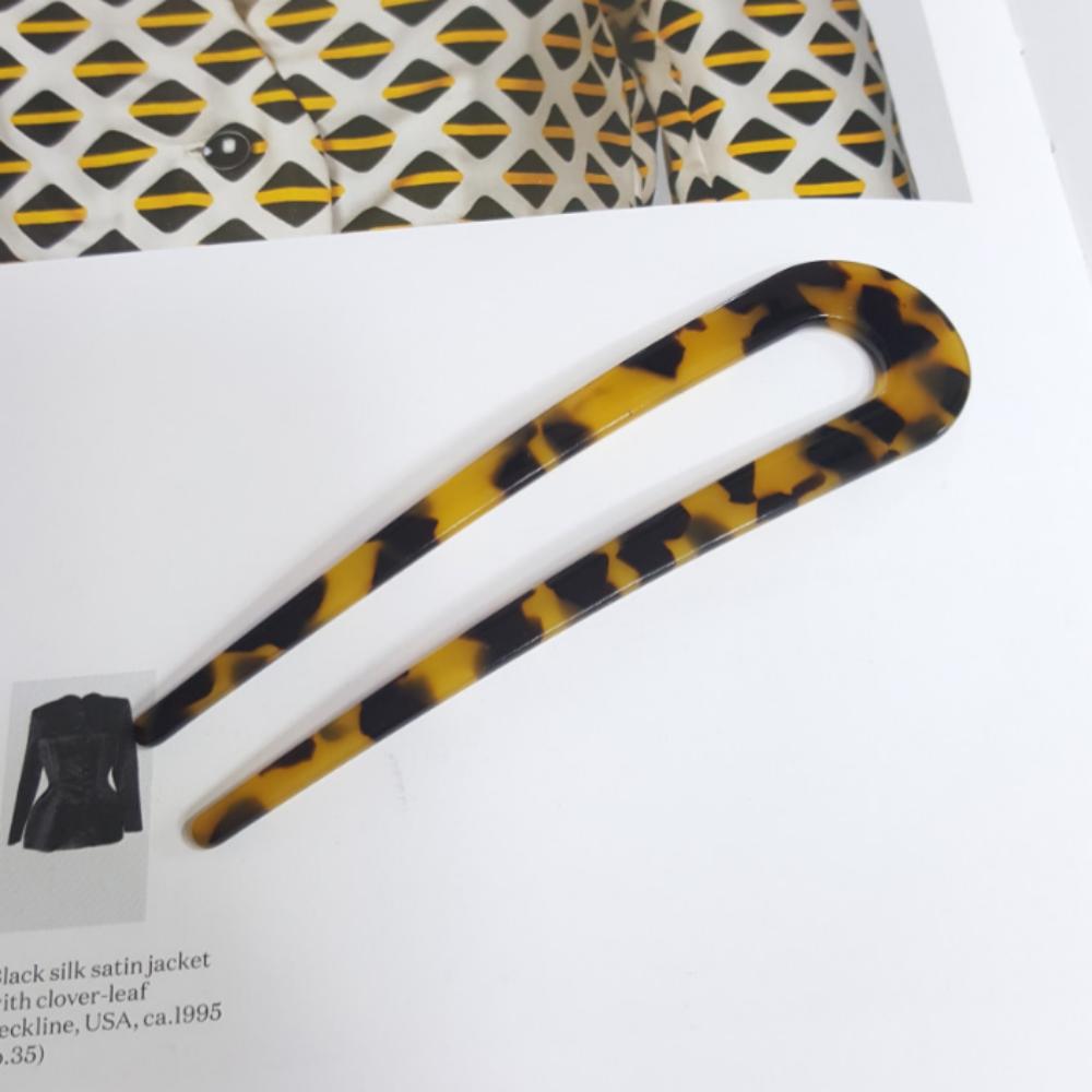 Elegant Celluloid Hairpin (Minimum 3EA)