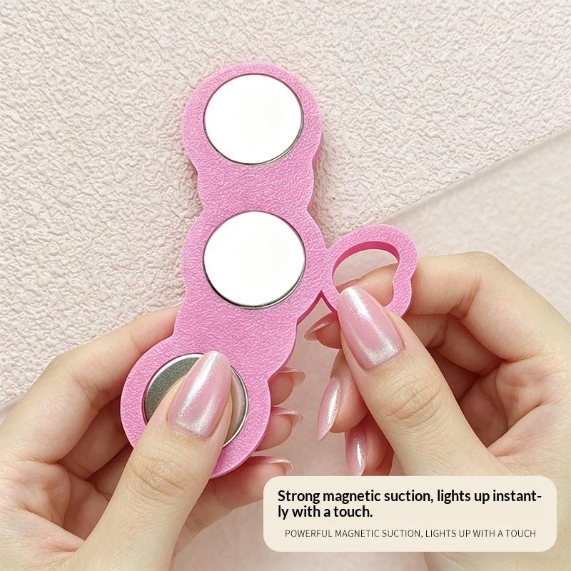 Versatile Cat Eye Nail Art Magnetic Tool Capable of Creating Stunning Gradient Effects with Ease