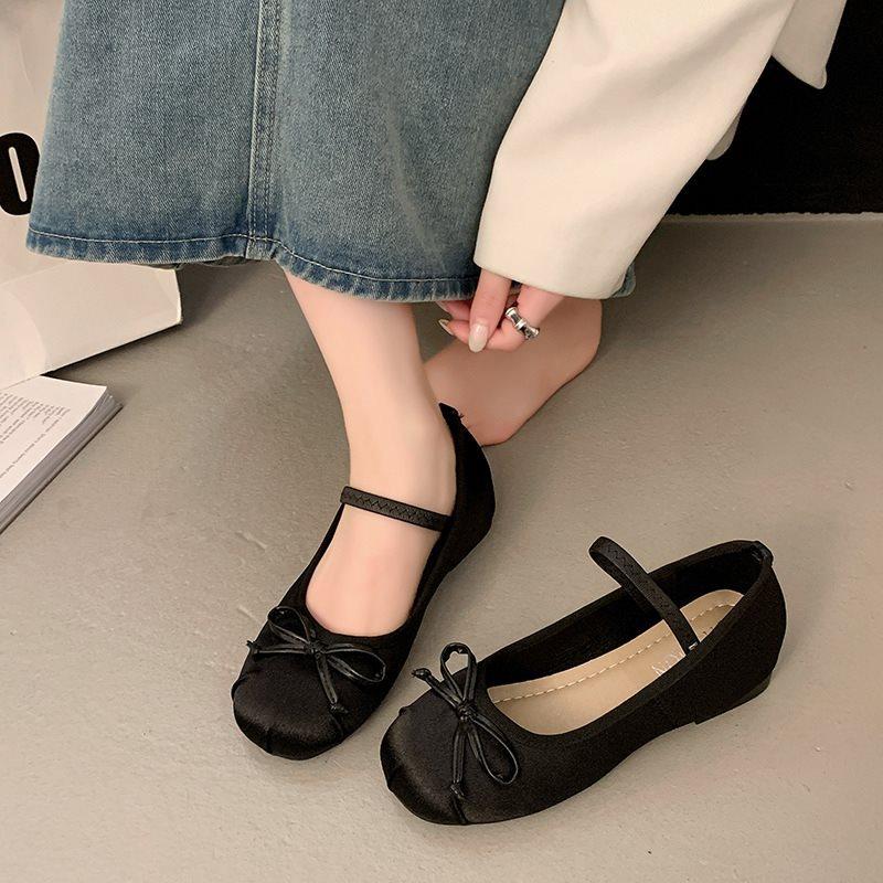 Evening Wind New Single Shoes Women's Mary Jane Shoes Black Ballet Shoes Spring and Autumn Skirt Shallow Mouth 2025 French Soft Leather Cloth