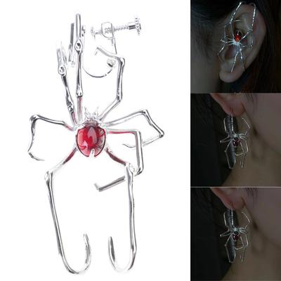 Stylish Crawling Spiders Ear Cuff Sturdy Alloy Materials Portable for Parties Festivals and Street Photography