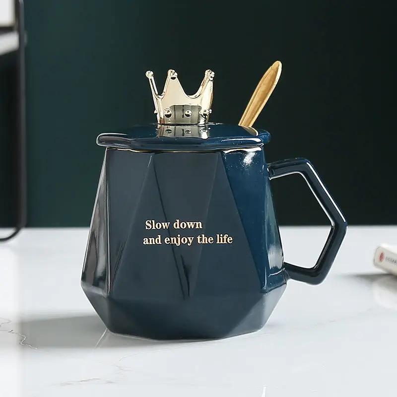 420 ml cană nouă coroană cu capac lingură cești de cafea ceașcă de Crăciun ceașcă pentru ceai căni originale Livrare gratuită Ceramica și ceramică Călătorii
