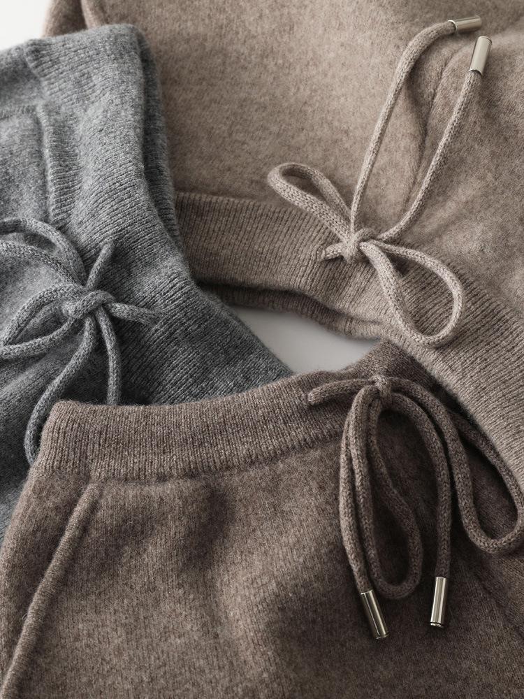 Pantaloni dritti in maglia di lana spessa da donna con tasche
