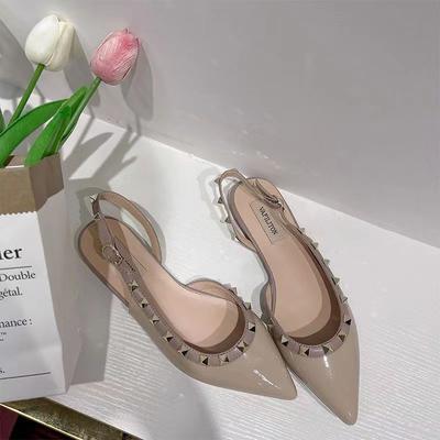 Rivet Side Empty Sandals Women's Flat Bottom 2025 Spring New Willow Nail Bag Head Shoes Sexy Pointed Versatile Single Shoes Ins