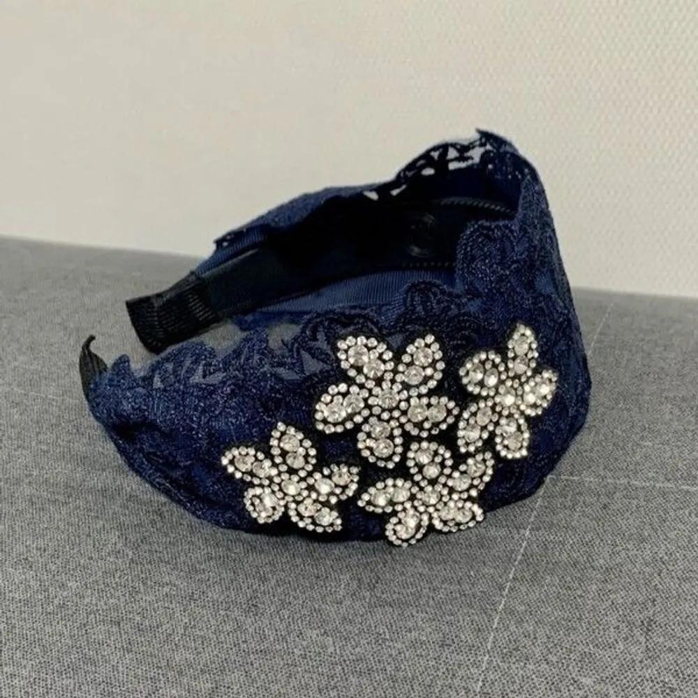 Flower Lace Cubic Headband Navy Wide Hairband