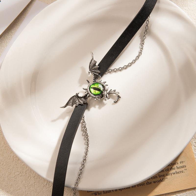 Devil's Eye Collar Sweet and Cool Collarbone Chain Necklace Fashionable and Versatile Necklace