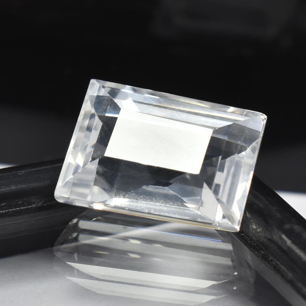 Amazing Natural WHITE Sapphire Emerald Cut 9.40 Ct Loose Gemstone CERTIFIED
