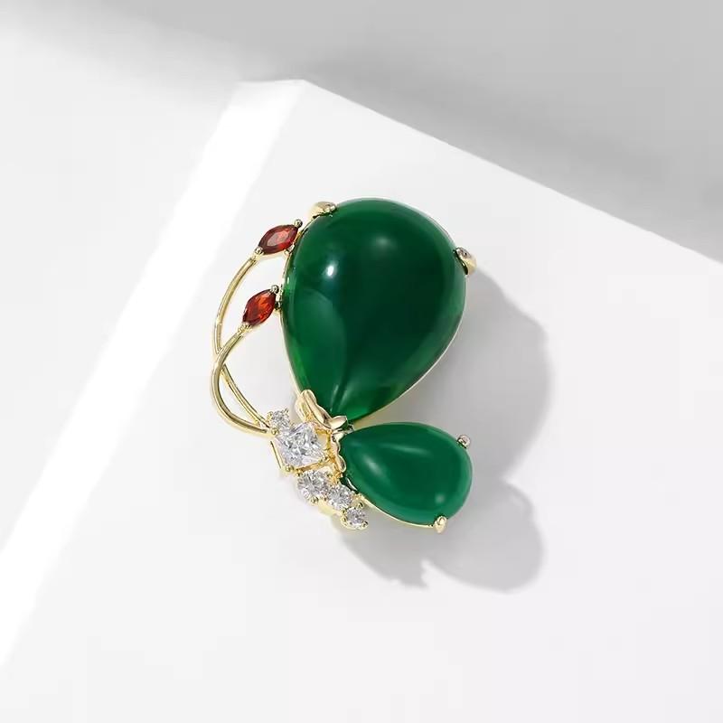 

Ретро зеленая бабочка брошь высокого класса женская изумрудная персонализированная бабочка брошь классический темперамент булавка костюм и аксессуары