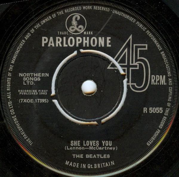 

7inch Record BEATLES She Loves You R5055 Parlophone 1963 UK Rock Used