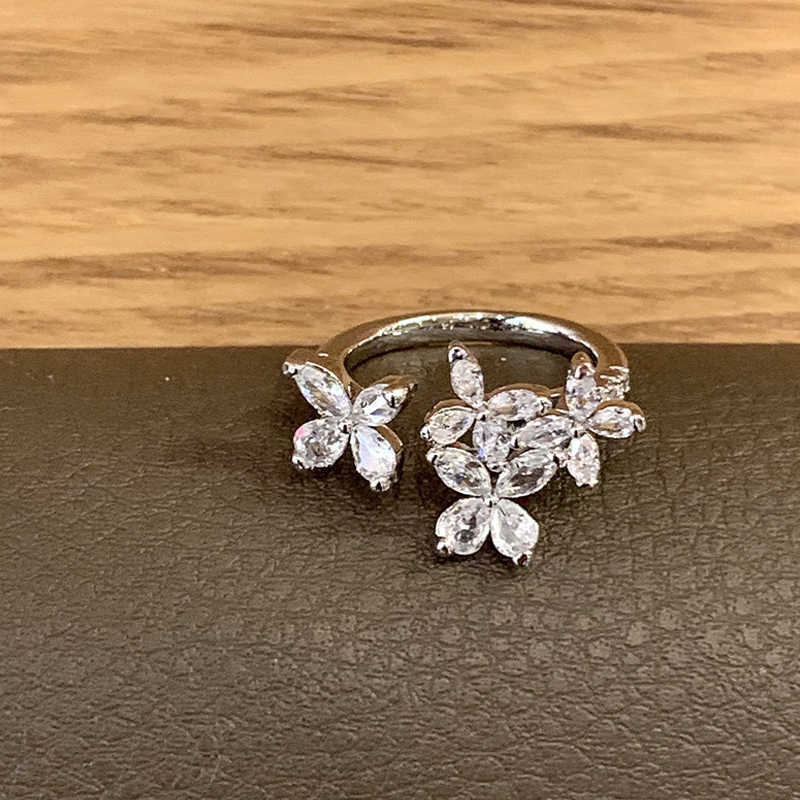 Exquisite Zircon Butterfly Rings for Women Girls Fashion Geometric Opening Adjustable Rings Engagement Wedding Jewelry Gifts
